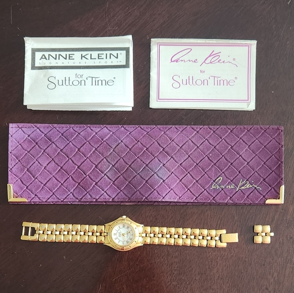 Vintage Anne Klein Watch - Picture 2 of 16